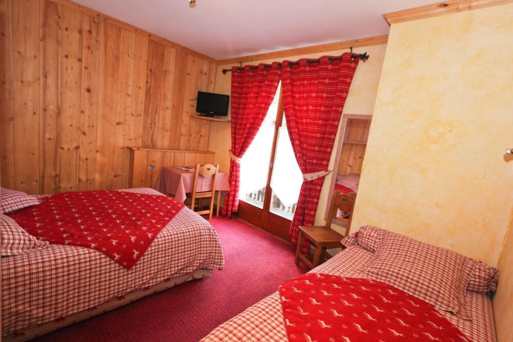Alpen Roc Hotel Morzine Exterior foto