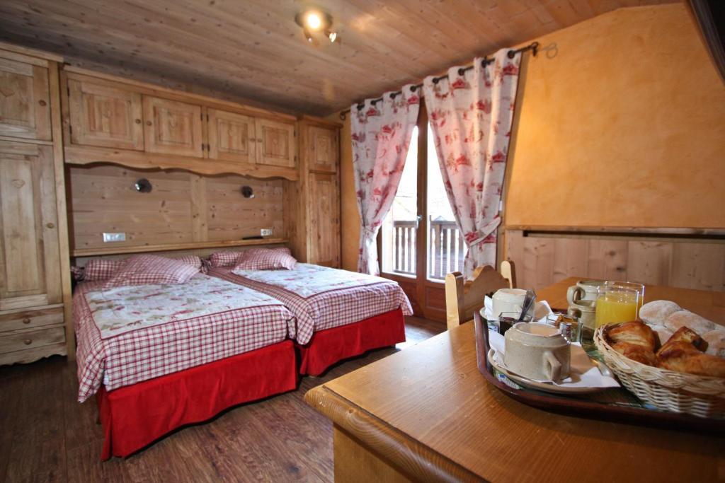 Alpen Roc Hotel Morzine Cameră foto