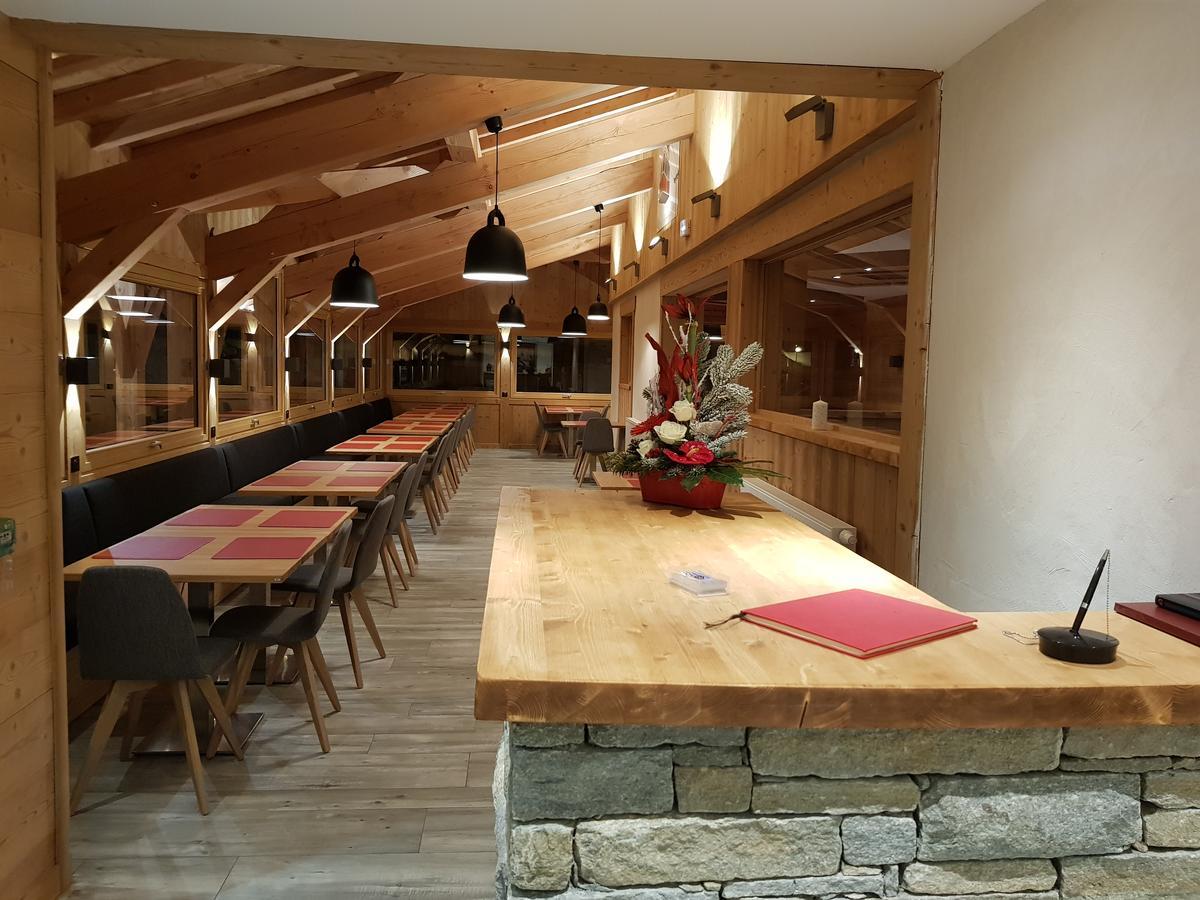 Alpen Roc Hotel Morzine Exterior foto